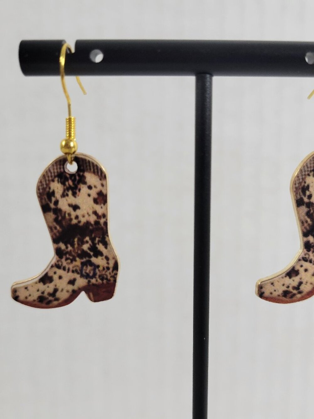 Brown Tan‎ Cowgirl Boot Dangle Earrings Western Splotch Drop Jewelry E20E